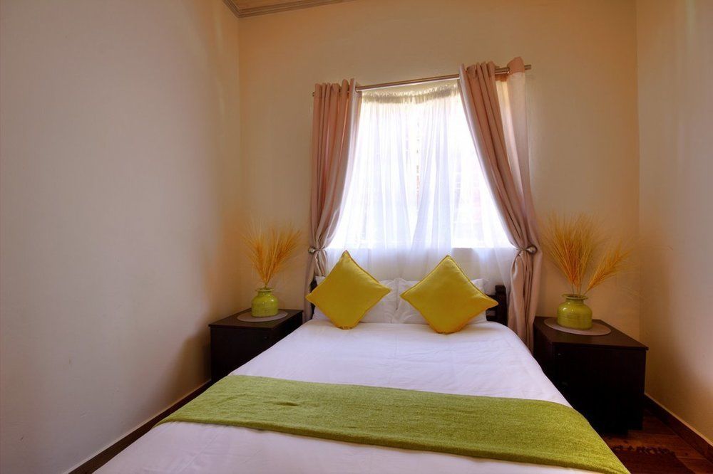 Urban Glamping Tranquil International Backpacking Village Saint Lucia Estuary 외부 사진